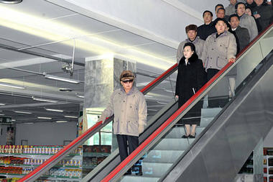 Kim-Jong-Il_escalator_380.png